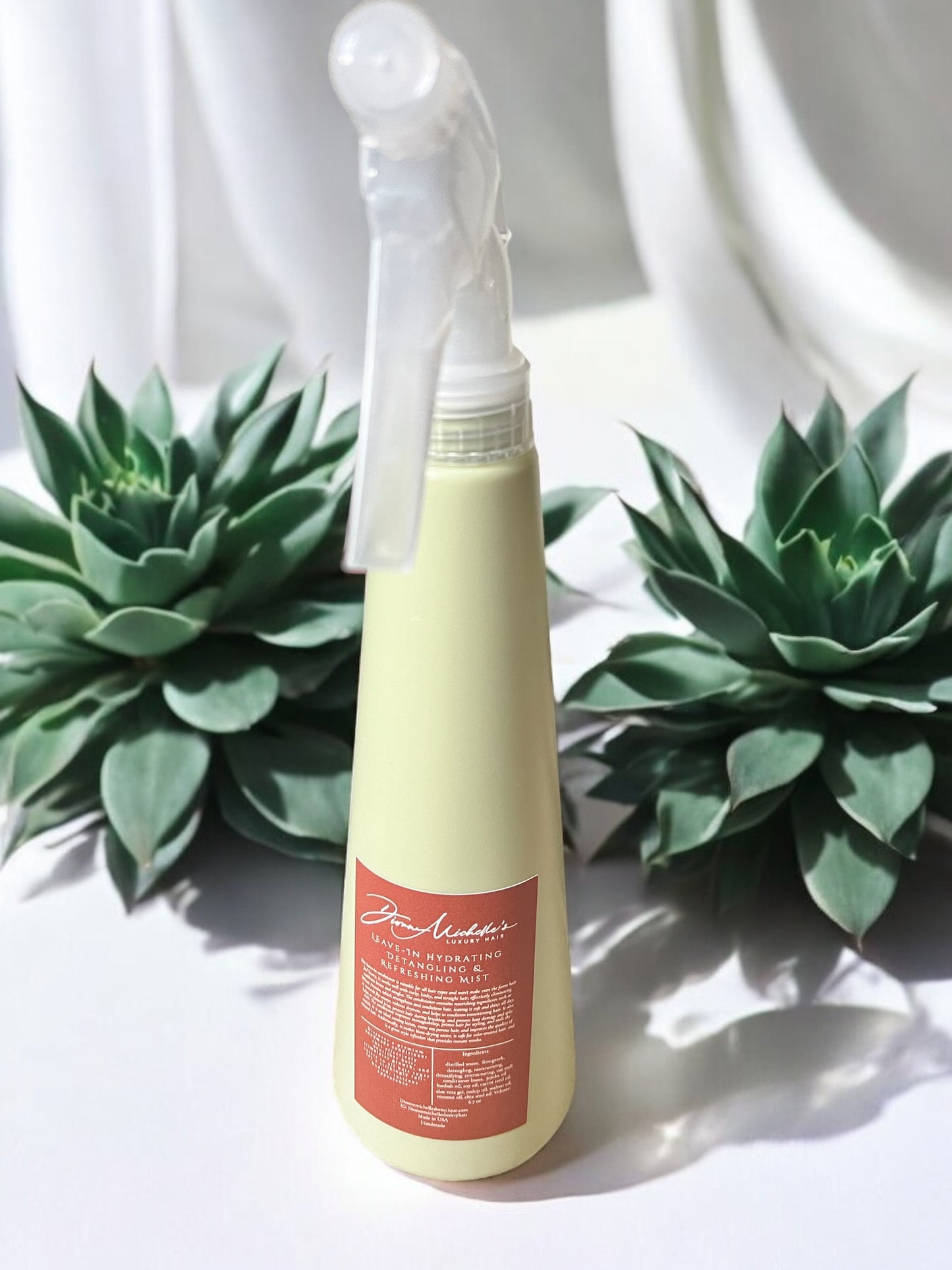 Dionne Michelle's Luxury Hair Leave-In Hydrating Detangling & Refreshing Mist